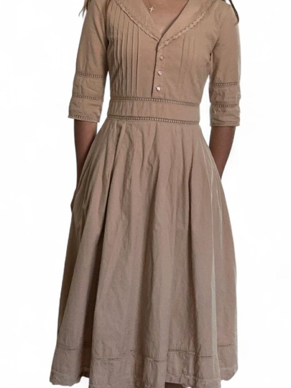 Tan Simple Retro Dress Size Small, Vintage, Mother of Pearl Buttons, Lace